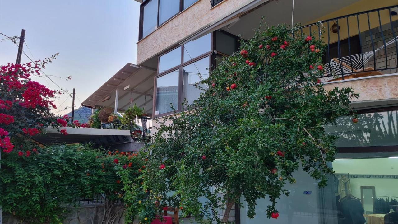 Villa George - Family Holidays Nea Makri Bagian luar foto