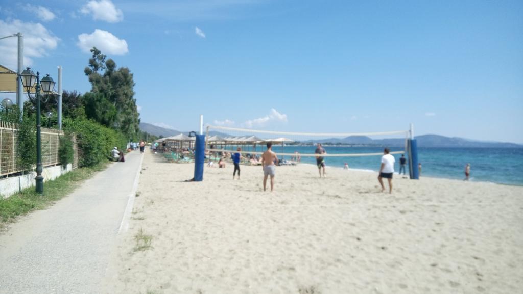 Villa George - Family Holidays Nea Makri Bagian luar foto