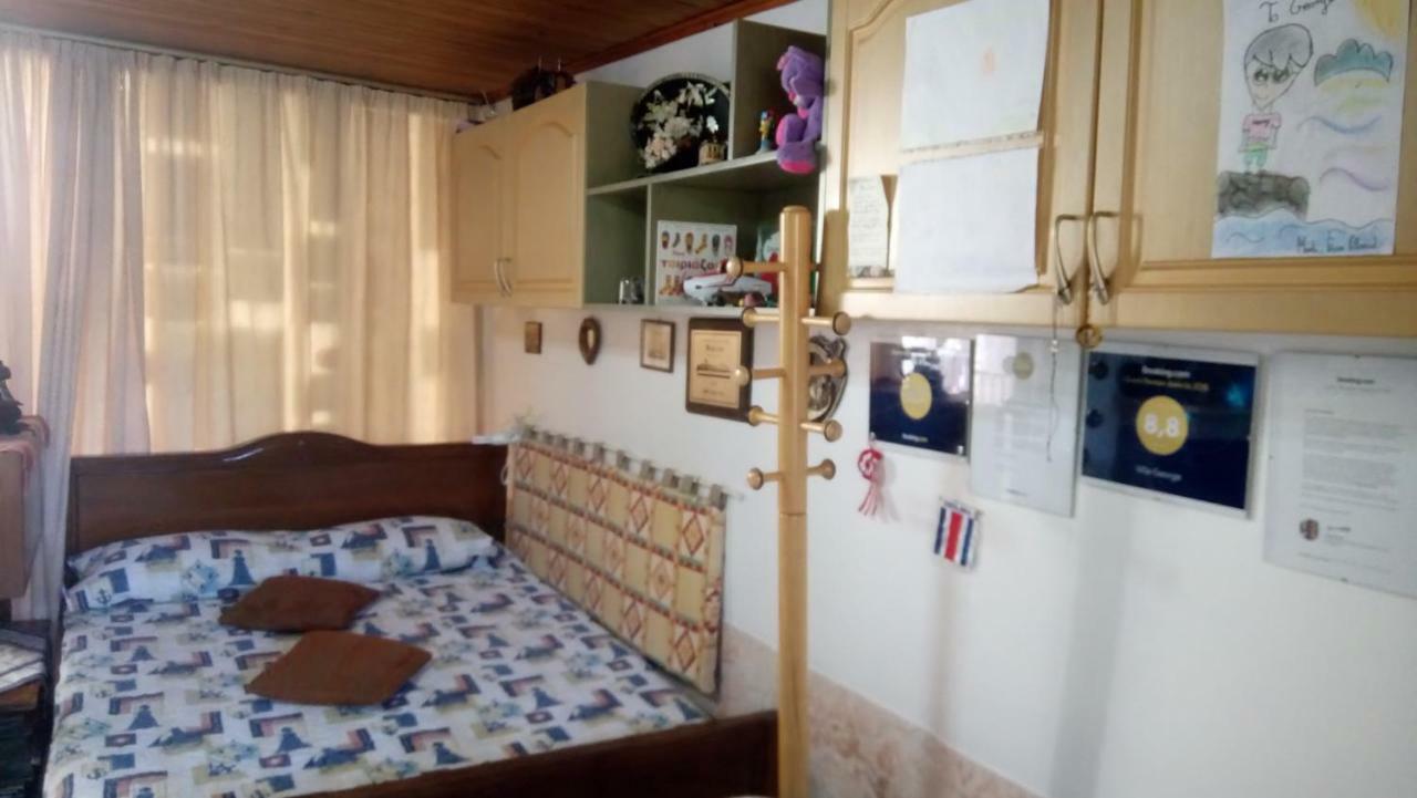 Villa George - Family Holidays Nea Makri Bagian luar foto