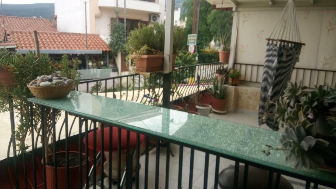 Villa George - Family Holidays Nea Makri Bagian luar foto
